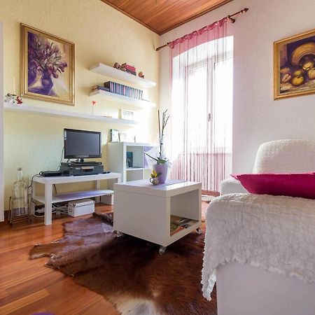 Kuca Za Odmor Lucy Apartment Pula Exterior photo