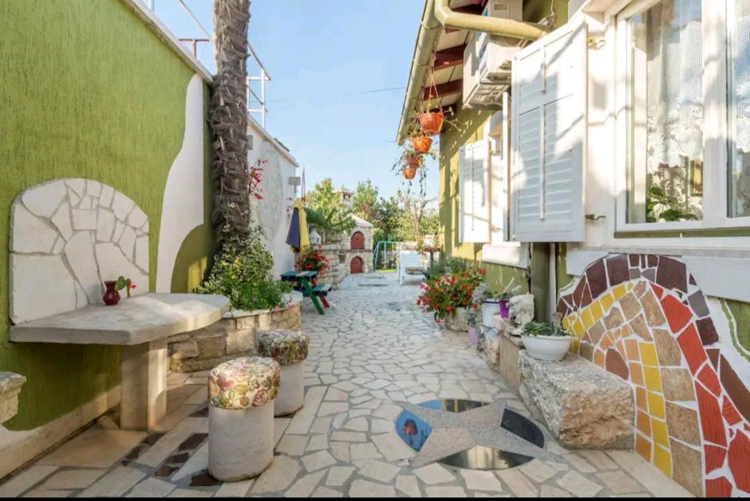 Kuca Za Odmor Lucy Apartment Pula Exterior photo