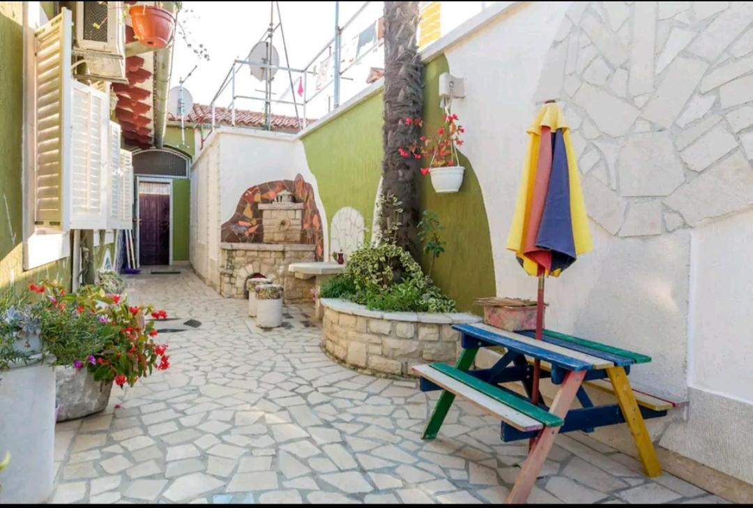 Kuca Za Odmor Lucy Apartment Pula Exterior photo