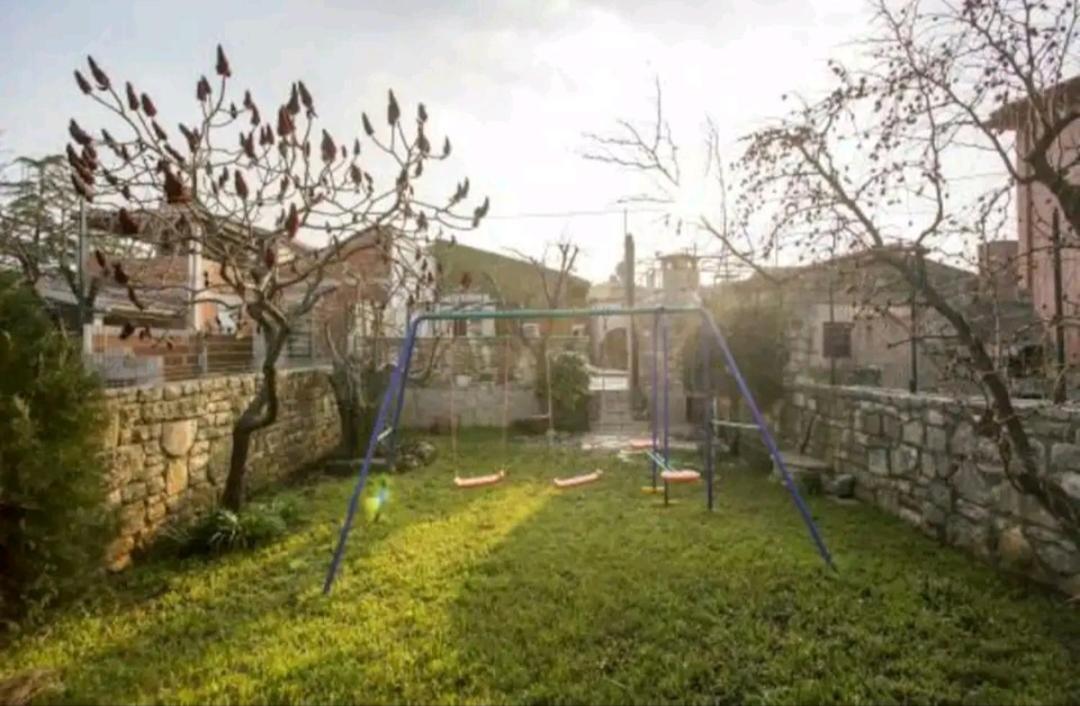 Kuca Za Odmor Lucy Apartment Pula Exterior photo