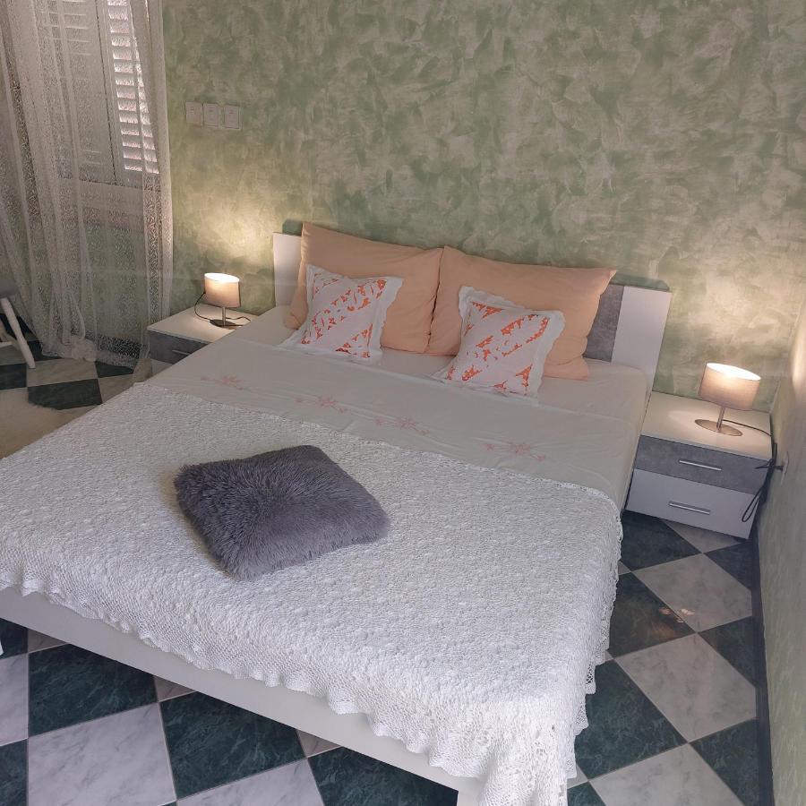 Kuca Za Odmor Lucy Apartment Pula Exterior photo